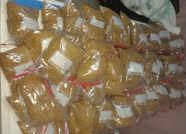 Κορινθία: Ειχαν κρύψει 50 κιλά λαθραίου καπνού στην ΝΕΟ Αθηνών - Πατρών