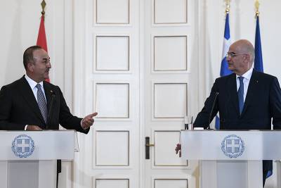 Κατάλογος προγραμμάτων οικονομικής συνεργασίας εγκρίθηκε στη συνάντηση Δένδια - Τσαβούσογλου