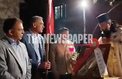 Μαγνησία: Ιερέας σταμάτησε τη λειτουργία πριν το «Χριστός ανέστη» για τις κροτίδες (Βίντεο)