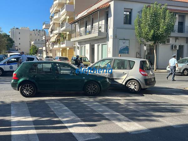 Καλαμάτα: Ηλικιωμένος οδηγός παρέσυρε 2 μαθητές σε διάβαση πεζών και μηχανή που σταμάτησε για να περάσουν!