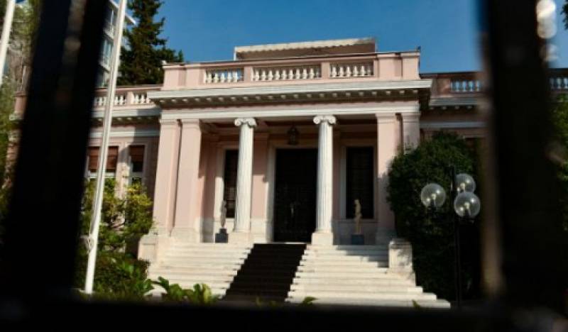 Μαξίμου: Εθνικά επικίνδυνος ο Μητσοτάκης