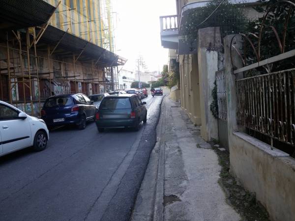 Το πεζοδρόμιο της Καλλιπατείρας