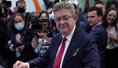 Εκλογές στη Γαλλία: "Oύτε μία ψήφο στη Λεπέν" λέει ο Μελανσόν - Τι θα κάνουν οι άλλοι υποψήφιοι (βίντεο)