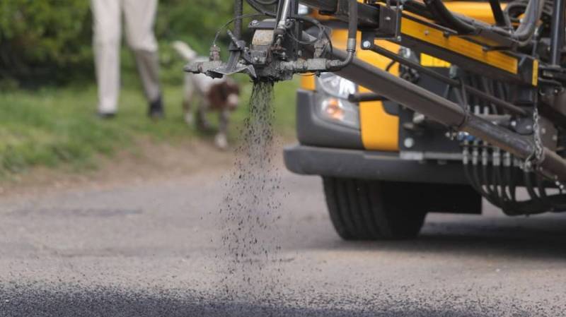 Εργασίες συντήρησης σε δρόμους στις περιοχές Μεσσήνη, Αβραμιού και Αριστομένη