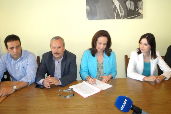 "Οι πολίτες να ψηφίσουν με συναίσθημα και προοπτική" τόνισε η Αννα Διαμαντοπούλου από την Καλαμάτα