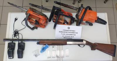 Αστυνομική επιχείρηση σε καταυλισμούς Ρομά σε Καλαμάτα - Μεσσήνη: Κλεμμένα αλυσοπρίονα, όπλο και ναρκωτικά