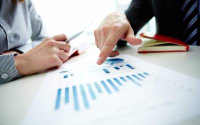 Χαρίτσης για πρόγραμμα ενίσχυσης επιχειρήσεων