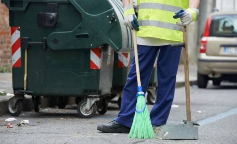 Κόντρα Βασιλόπουλου με Μάκαρη για προσλήψεις διμηνιτών