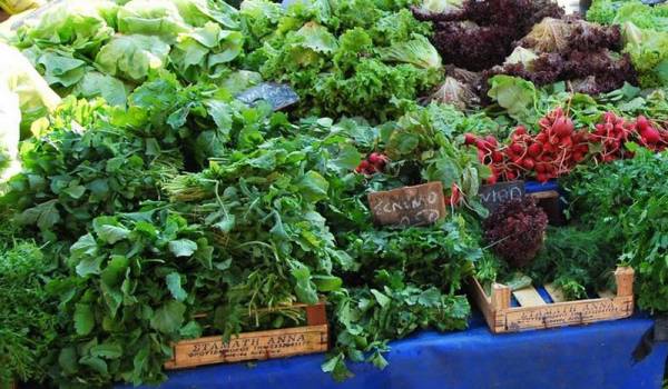 Πρόστιμα και συλλήψεις στη λαϊκή της Κυπαρισσίας