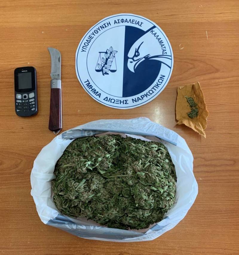 60χρονος στην Φακίστρα δήμου Μεσσήνης έκρυβε χασίς μέσα σε ζωοτροφές