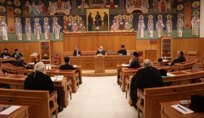 Ιερά Σύνοδος: &quot;Κάντε το εμβόλιο, είναι το δώρο του Θεού&quot;