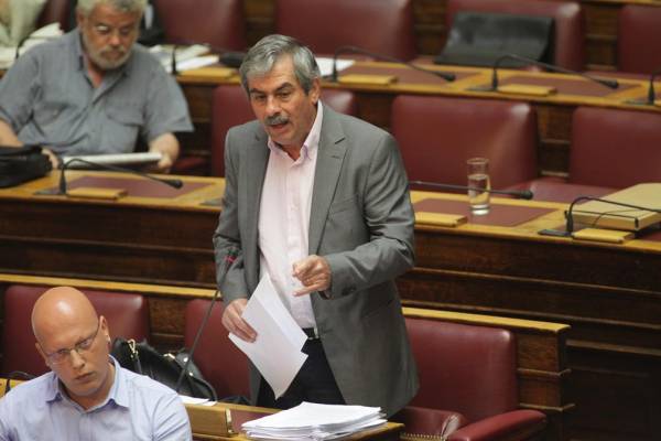Πετράκος στο Mega: &quot;Συγκρότηση ενός μεγάλου λαϊκού μετώπου, για να ακυρώσει το μνημόνιο και τους εφαρμοστικούς του νόμους&quot;