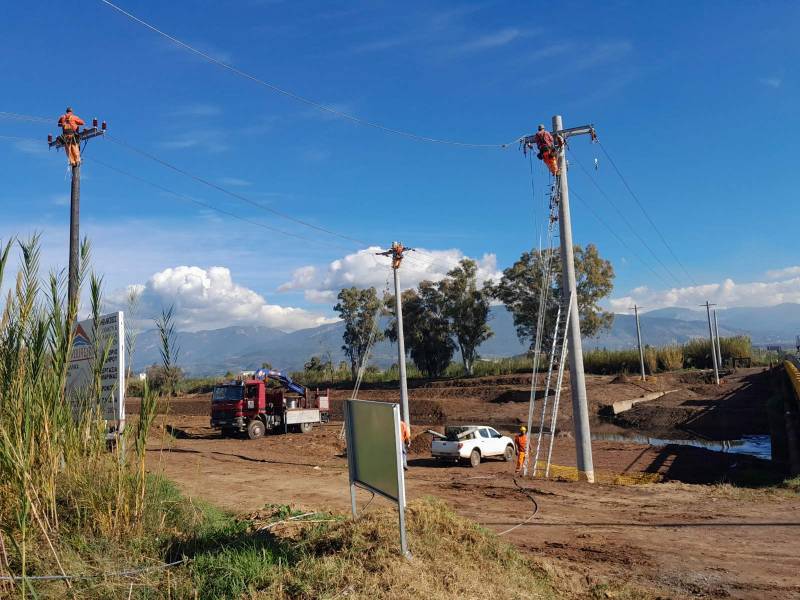 Εντυπωσιακές εικόνες με εναερίτες στον Πάμισο