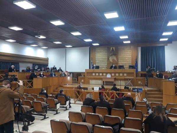 Οι πολίτες θα κρίνουν τη συνεργασία ή τη συναλλαγή