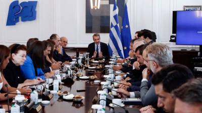 Μητσοτάκης στο Υπουργικό Συμβούλιο: Θεμέλιο της κοινωνικής πολιτικής είναι η οικονομία