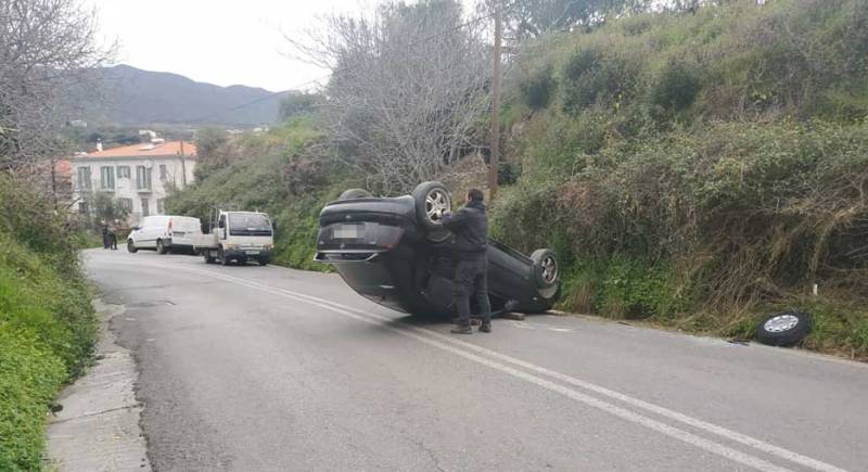 Ανατροπή αυτοκινήτου στα πρώτα μέτρα της ΕΟ Καλαμάτας - Σπάρτης