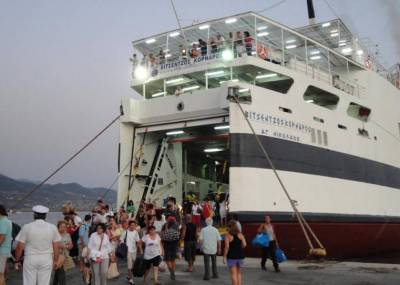 Ζητούν δεύτερο δρομολόγιο Καλαμάτα - Κρήτη