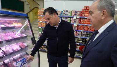 Παπαθανάσης: Μέχρι 132 ευρώ το μήνα εξοικονομεί μια 4μελής οικογένεια με το καλάθι του νοικοκυριού και την κάρτα αγορών