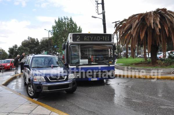 Κομφούζιο στο κέντρο της Καλαμάτας από ασυνείδητο οδηγό