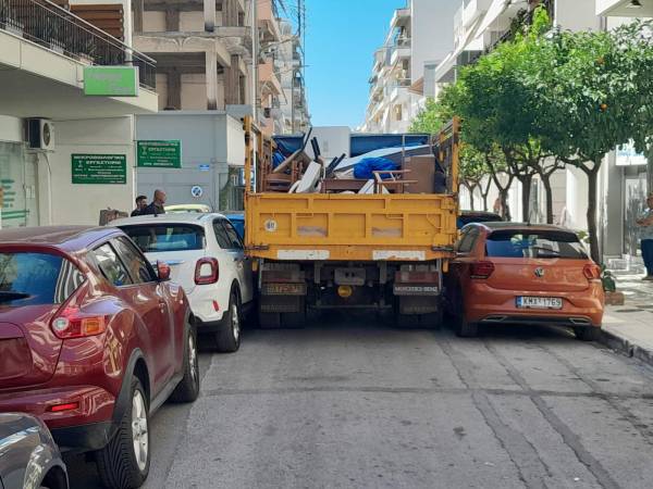 Καλαμάτα: Κυκλοφοριακό έμφραγμα χθες στην Αριστοδήμου (βίντεο-φωτογραφίες)