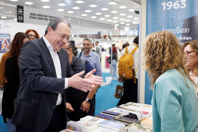 Φάμελλος: Να φύγει ο κ. Μητσοτάκης για να έχουμε πρόοδο και προοπτική