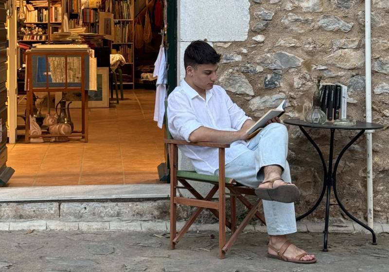 Ελληνικό γλέντι: Η αντίσταση των νέων στην πολιτισμική λήθη!