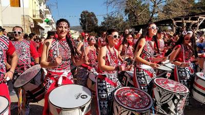 Μεσσηνία: Πλήθος κόσμου στο Φιλιατρινό Καρναβάλι (βίντεο-φωτογραφίες)