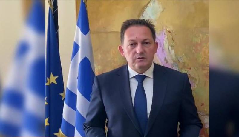 Στ. Πέτσας για επίθεση του "Ρουβίκωνα" έξω από την οικία του: "Ο βανδαλισμός και η τρομοκράτηση δεν είναι πολιτική"