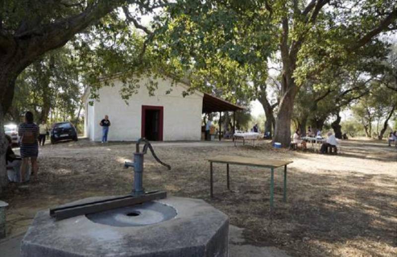 Κοίμιση Θεοτόκου - Ρίπαινα