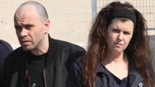 Καλαμάτα: Νέα αναβολή για την επιμέλεια του παιδιού της Ρούπα και του Μαζιώτη