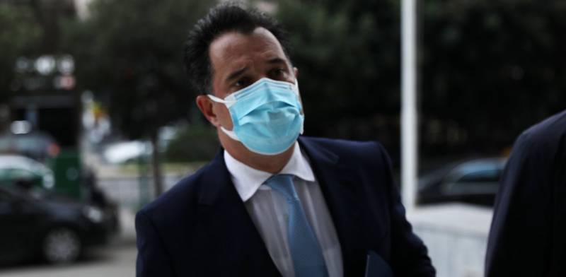 Γεωργιάδης: Πως ανοίγει η εστίαση - Τι είπε για SMS στο 13033