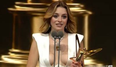 Τουρκία: Οργή με πολιτικό που αποκάλεσε το ντεκολτέ "έγκλημα" (βίντεο)