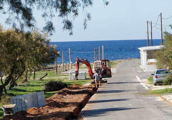 Ξεκίνησαν εργασίες για την ανάπλαση στο Μάραθο