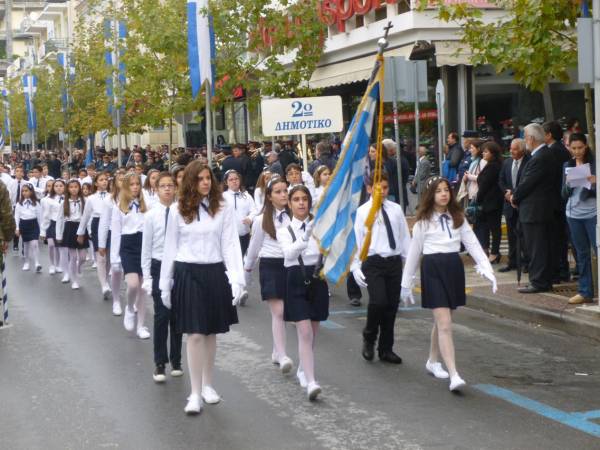 Το πρόγραμμα της αυριανής παρέλασης στην Καλαμάτα