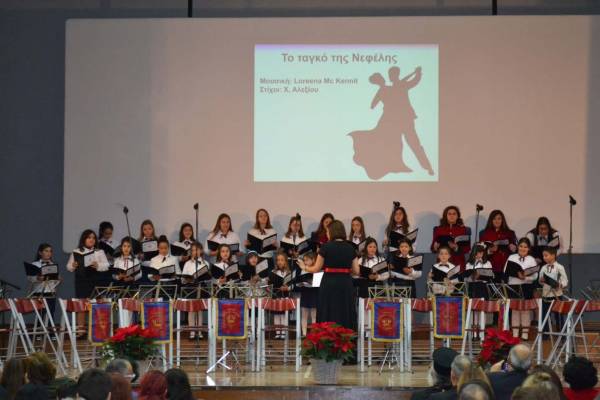 Χριστουγεννιάτικη συναυλία από τα μουσικά σύνολα της Φιλαρμονικής Ορχήστρας Κυπαρισσίας