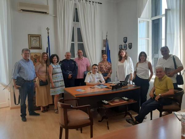 Επισκέψεις Τζαμουράνη σε υπηρεσίες της Καλαμάτας