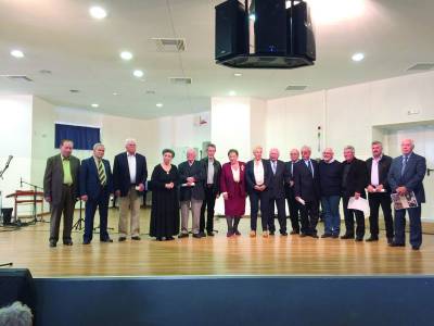 Καλαμάτα: Τιμήθηκαν παλαίμαχοι τοπικοί λαϊκοί μουσικοί και ερευνητές λαογράφοι