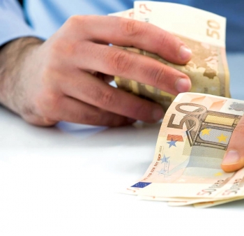 "Σαφάρι" για οφειλές 2 εκ. ευρώ από το Δήμο Τριφυλίας