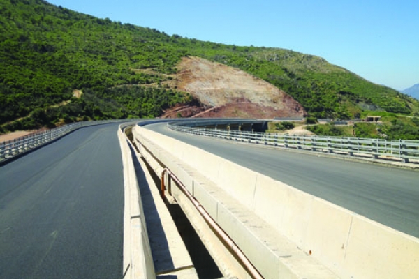 Τέλη Ιουνίου παραδίνεται το τμήμα Αλλαγή-Θουρία και αρχές Αυγούστου το Παραδείσια-Τσακώνα