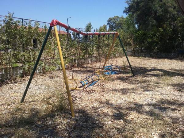 Ανύπαρκτες οι παιδικές χαρές στην Κυπαρισσία