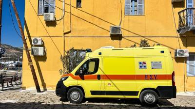 Τα νέα οικονομικά κίνητρα για τη μετακίνηση γιατρών σε νησιά το καλοκαίρι