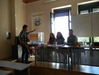 Μεγάλη η αποχή και στο Ιστορικό