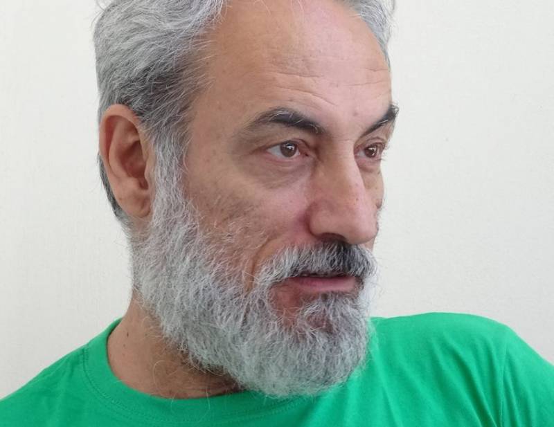 Σπύρος Φέγγος: &quot;39 ποιήματα σαν για μικρά παιδιά&quot;