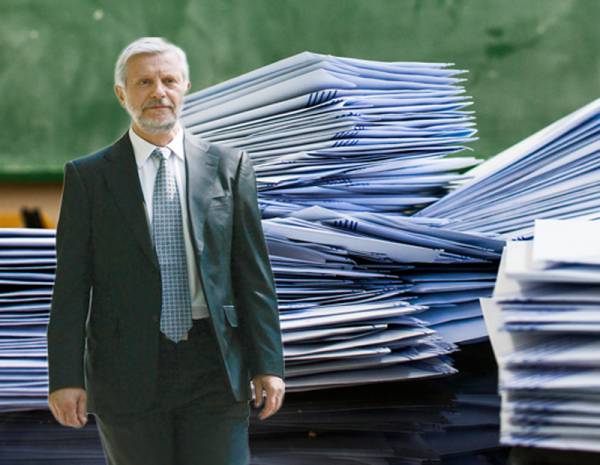 Του έστρωσαν το χαλί και τους… ξέφυγε: Πάνω από Ν.Δ.-ΠΑΣΟΚ σε ισχύ ο Τατούλης