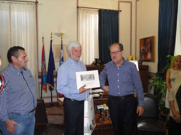 Ο Νίκας κάνει …αντιπολίτευση