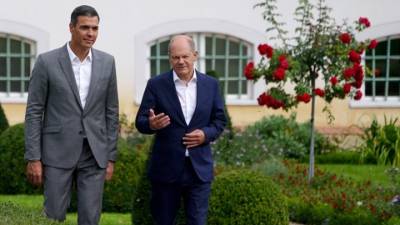 Σολτς και Σάντσεθ συμφωνούν στη σύνδεση της Ιβηρικής Χερσονήσου με το ευρωπαϊκό δίκτυο ενέργειας