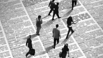 Ανεργία: Στο 7,9% τον Μάιο - 370.369 οι άνεργοι