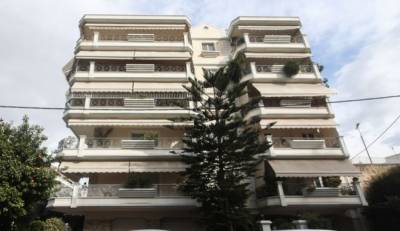 Μοσχάτο: Απαγχονισμό και άγριο ξυλοδαρμό έδειξε η νεκροτομή (βίντεο)