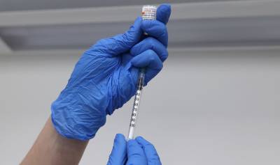 Κορονοϊός: Τη Δευτέρα 27 Ιουνίου ανοίγει η πλατφόρμα για την 4η δόση στους άνω των 30 ετών