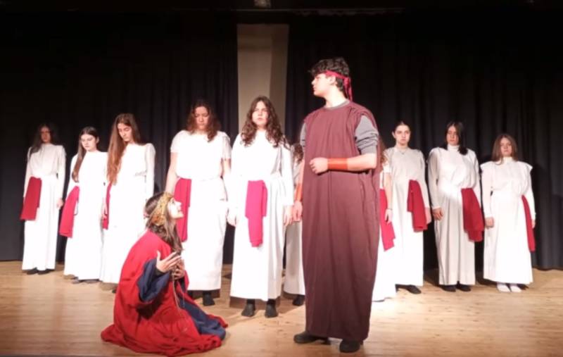 «Ιφιγένεια εν Αυλίδι» από το 1ο ΓΕΛ Μεσσήνης